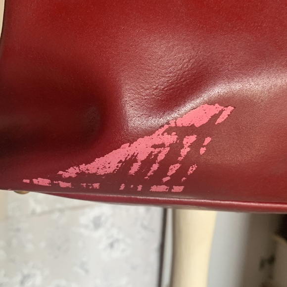 PLUM RED LONGCHAMP MINIMAL BEAUTY: crossbody, spacious, feminine. Leather bag. - Picture 16 of 17